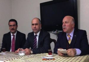 Sekmen din görevllileriyle istişareetti